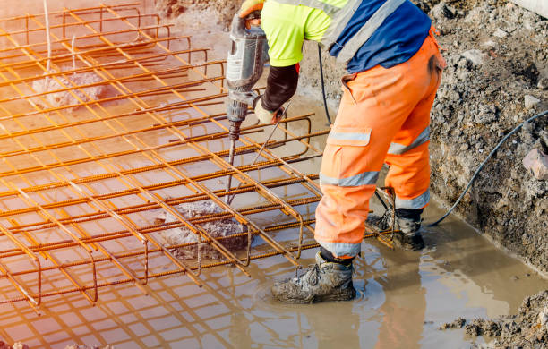 Best Concrete Patio Contractor  in Evansville, IN
