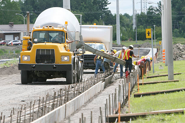 Best Best Concrete Contractor  in Evansville, IN